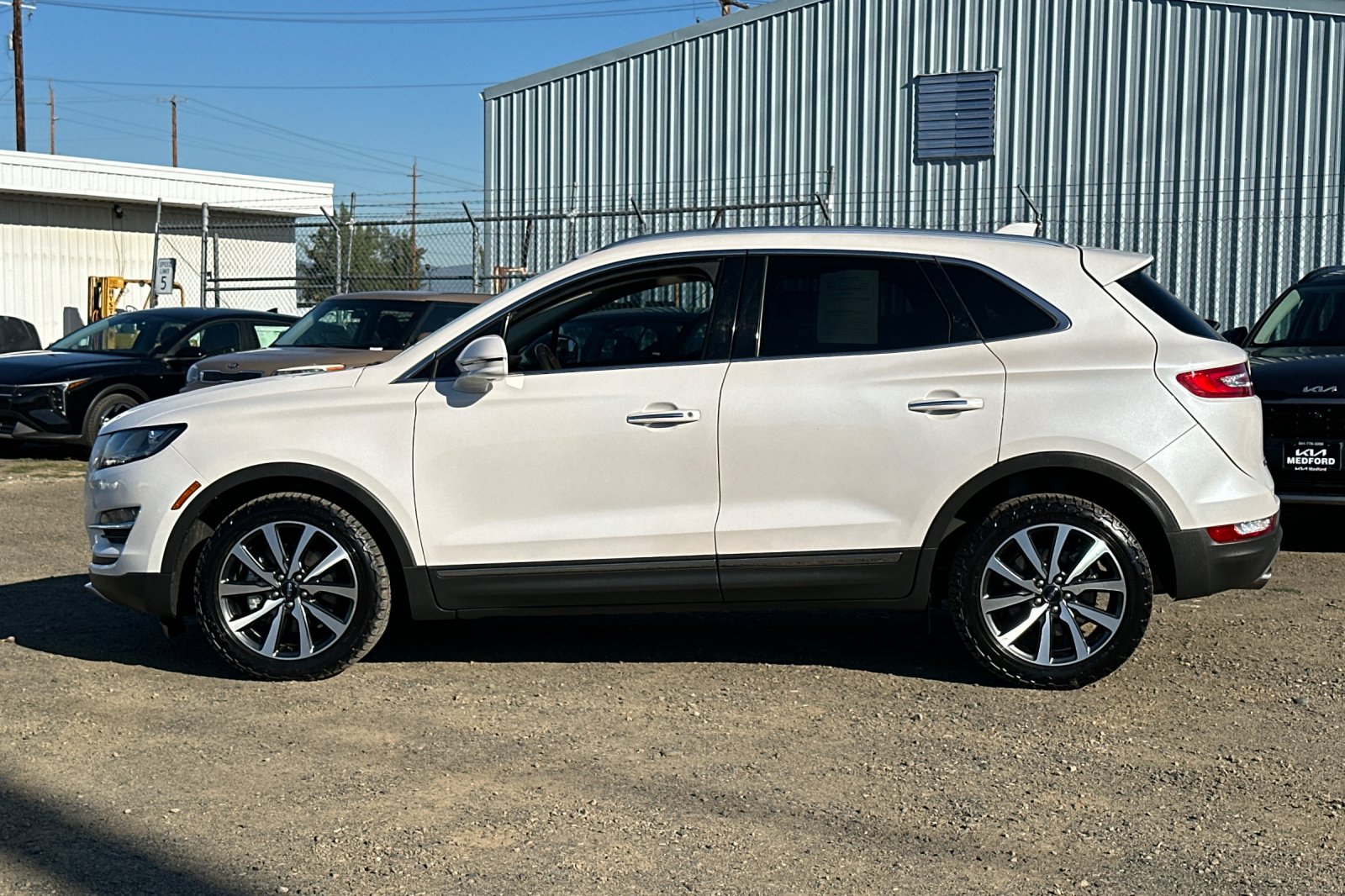 Used 2019 Lincoln MKC Reserve FWD image 8