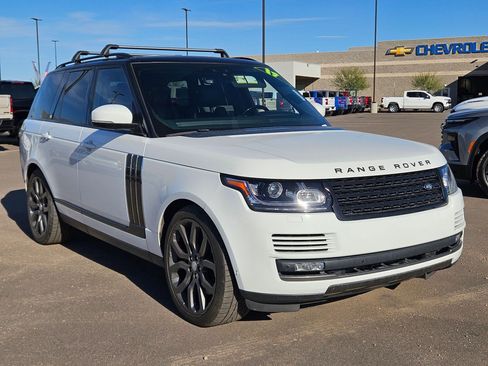 Used 2017 Land Rover Range Rover Supercharged image 7