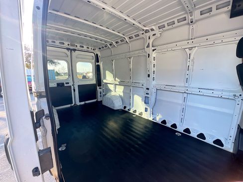 Used 2021 RAM ProMaster 2500 image 31