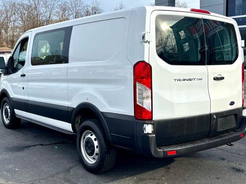 Used 2020 Ford Transit 250 130 Low Roof image 8