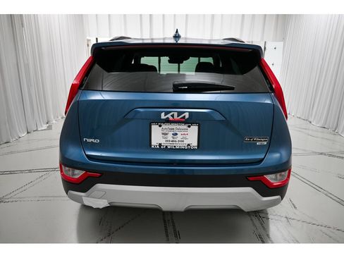 New 2026 Kia Niro EX FWD image 6