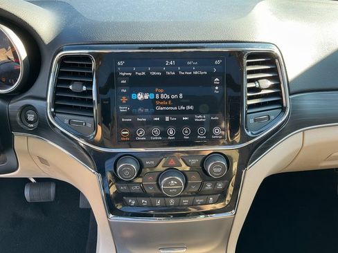 Used 2021 Jeep Grand Cherokee Limited w/ Luxury Group II image 14