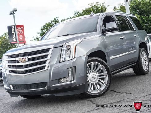 Used 2019 Cadillac Escalade Platinum AWD/4WD image 19
