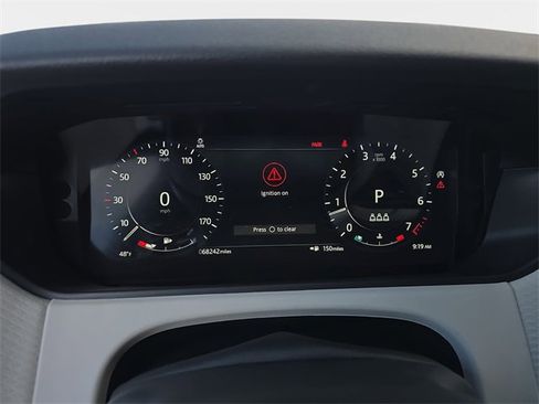 Used 2021 Land Rover Range Rover Velar R-Dynamic S image 22