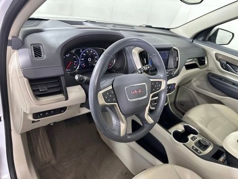 Used 2023 GMC Terrain Denali w/ Denali Premium Package AWD/4WD image 13