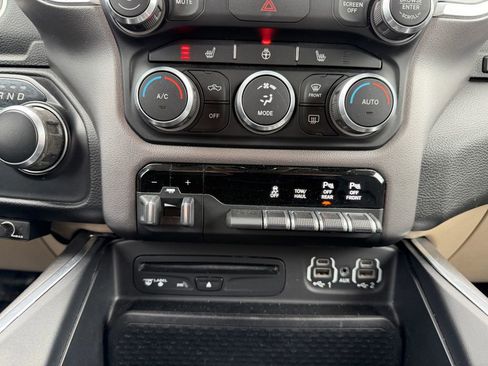 Used 2019 RAM 1500 Big Horn image 35