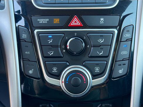 Used 2013 Hyundai Elantra GT image 29