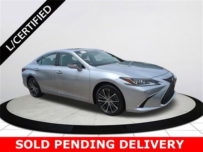 Certified 2022 Lexus ES 250 w/ Premium Package