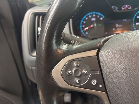 Used 2022 Chevrolet Colorado Z71 image 16