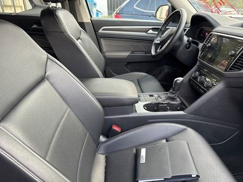 Used 2022 Volkswagen Atlas SE image 13