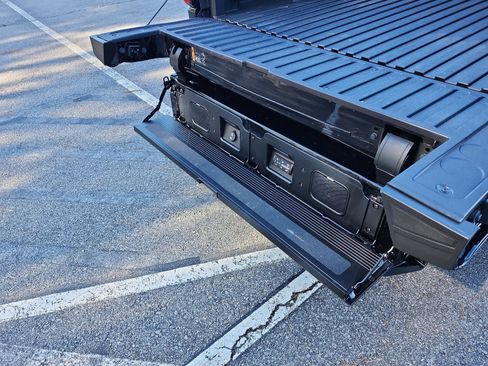 Certified 2025 GMC Sierra 1500 Denali Ultimate image 13