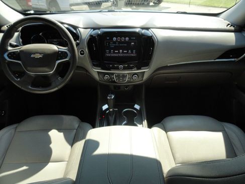 Used 2019 Chevrolet Traverse LT image 6