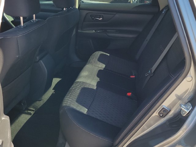 Used 2016 Nissan Altima 2.5 S w/ Power Driver Seat Package FWD image 11