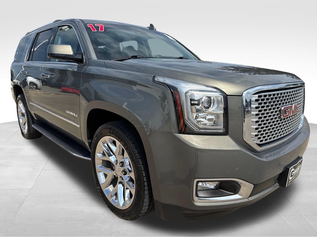 Used 2017 GMC Yukon Denali w/ Open Road Package AWD/4WD image 8