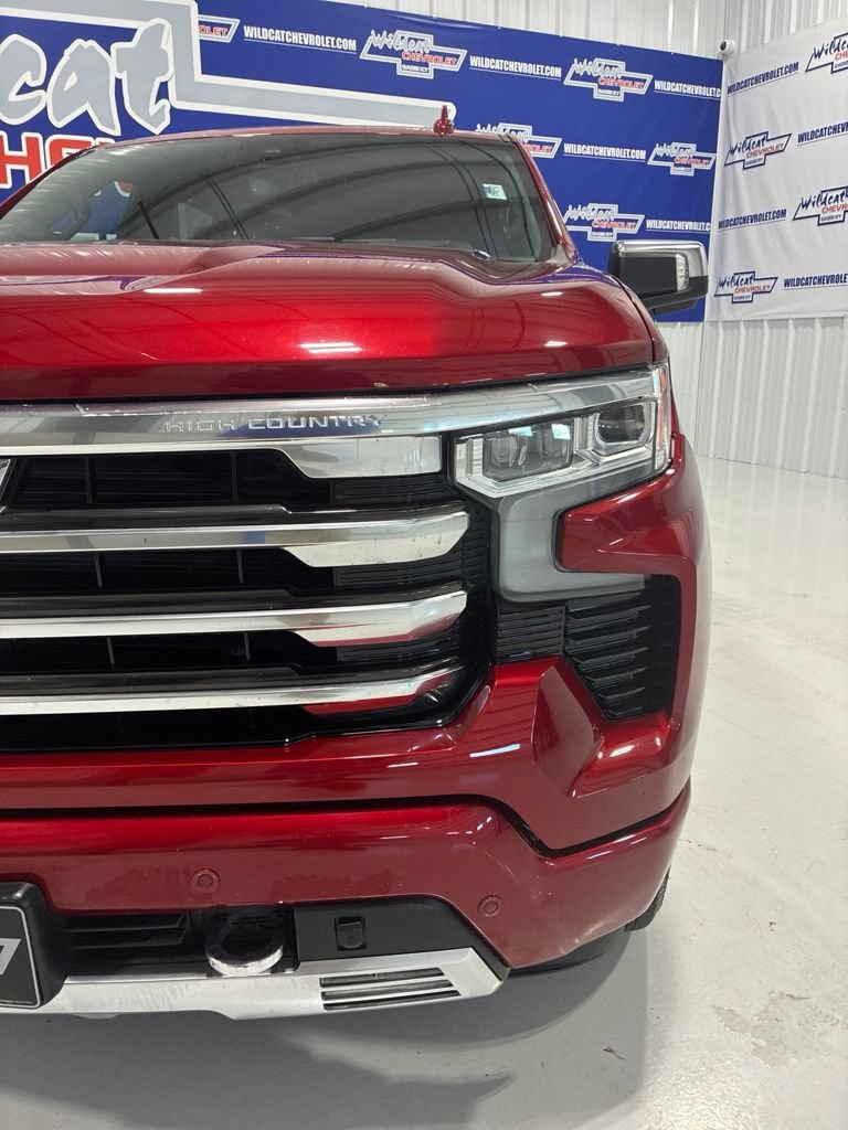 Used 2023 Chevrolet Silverado 1500 High Country w/ Technology Package AWD/4WD image 15