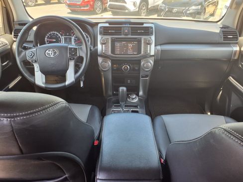 Used 2018 Toyota 4Runner SR5 Premium AWD/4WD image 16