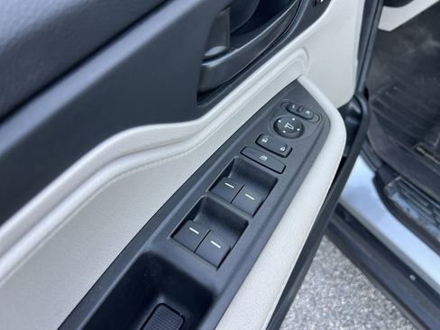 Used 2025 Honda Odyssey EX-L image 13