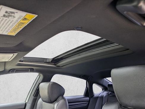 Used 2019 Honda Accord Sport image 15