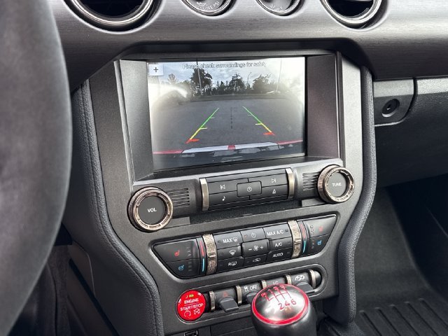 Used 2018 Ford Mustang Shelby GT350 w/ Convenience Package RWD image 29