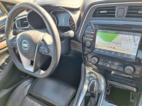 Used 2018 Nissan Maxima Platinum image 29