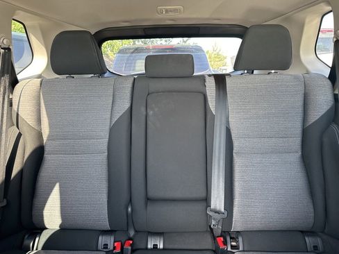 Used 2021 Nissan Rogue SV FWD image 18