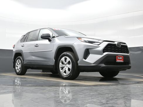 Used 2023 Toyota RAV4 LE image 24