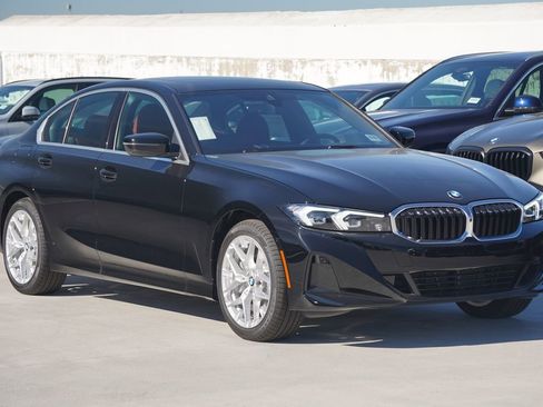 New 2026 BMW 330i Sedan w/ Premium Package image 3