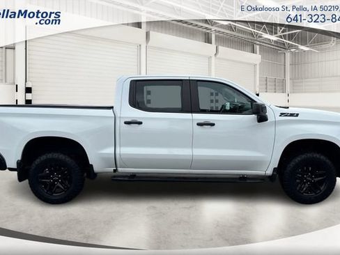 Used 2023 Chevrolet Silverado 1500 Custom Trail Boss w/ LPO, Dark Essentials Package AWD/4WD image 2