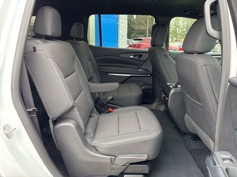 New 2026 Chevrolet Traverse LT w/ Driver Confidence Package image 37