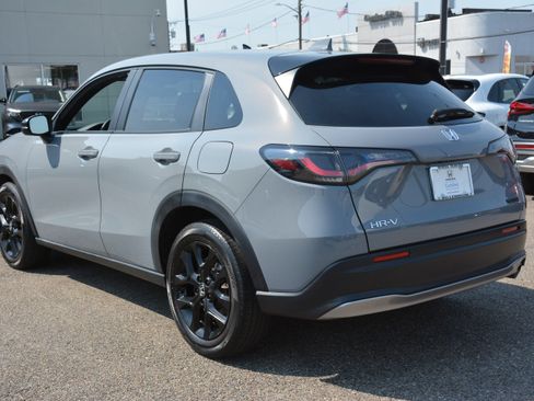 Certified 2024 Honda HR-V Sport image 3