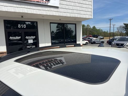 Used 2025 Subaru Crosstrek 2.0i Premium image 12