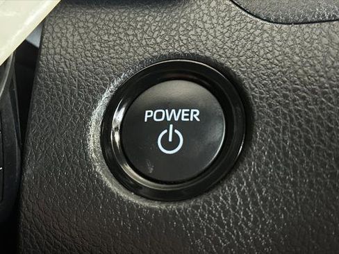 Certified 2025 Toyota Camry SE image 23