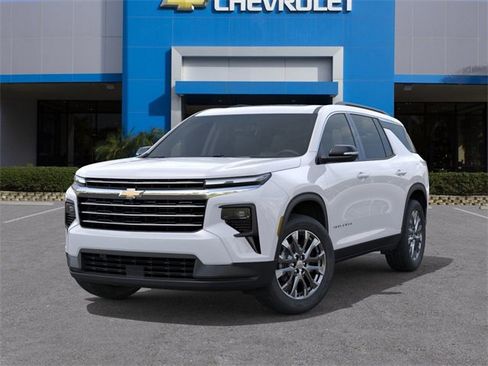 New 2026 Chevrolet Traverse LT image 7