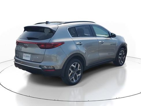 Used 2022 Kia Sportage EX AWD/4WD image 4