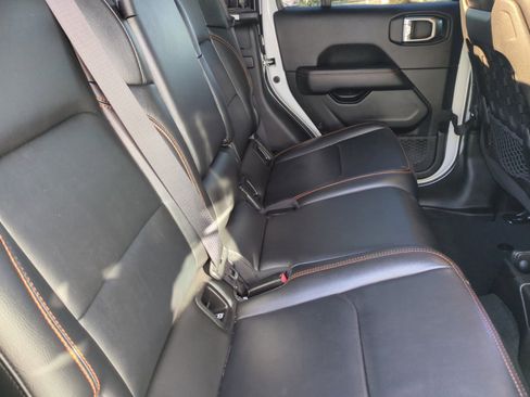 Used 2023 Jeep Gladiator Mojave w/ Cold Weather Group image 18