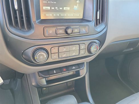Used 2018 Chevrolet Colorado W/T w/ WT Convenience Package image 20