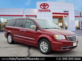 Used 2016 Chrysler Town & Country Limited Platinum video 1