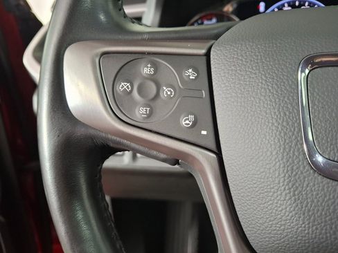 Used 2022 GMC Acadia AT4 w/ Technology Package image 13