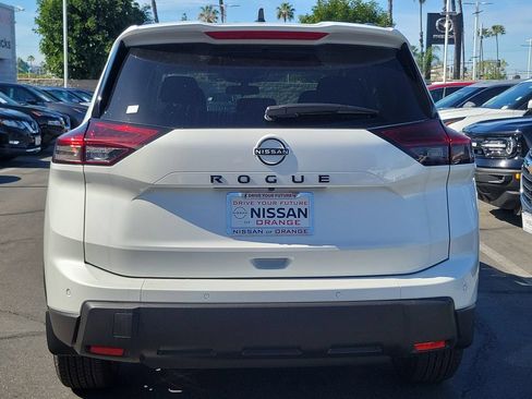 New 2026 Nissan Rogue Dark Armor FWD image 6