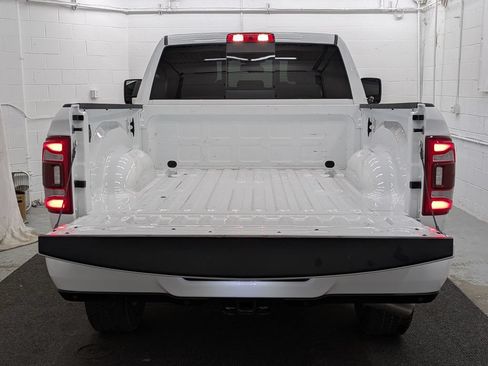 Used 2024 RAM 2500 Laramie AWD/4WD image 16