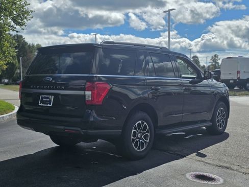 Used 2024 Ford Expedition XL image 11