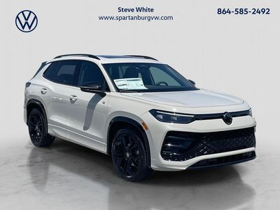 New 2026 Volkswagen Tiguan SE R-Line