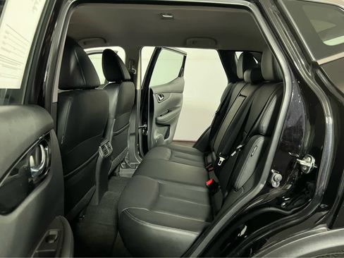 Used 2022 Nissan Rogue Sport SL AWD/4WD image 22