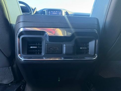 Used 2022 GMC Sierra 1500 Denali w/ Denali Premium Package AWD/4WD image 25