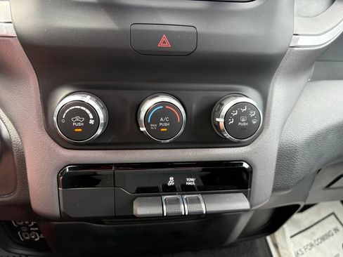 Used 2023 RAM 1500 Big Horn AWD/4WD image 22