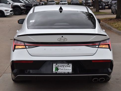 Used 2024 Hyundai Elantra N Line image 9
