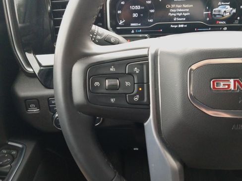 Used 2023 GMC Sierra 1500 SLE image 19