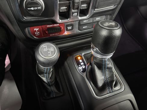 Used 2023 Jeep Wrangler Rubicon w/ Cold Weather Group image 25