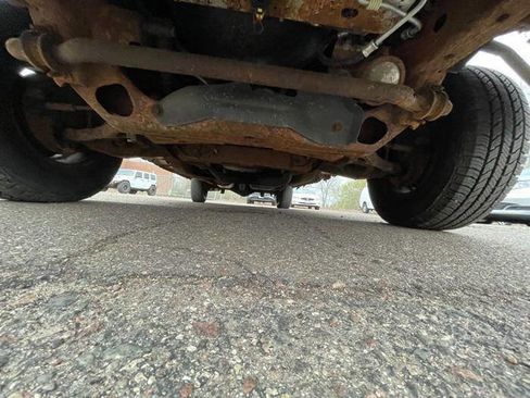 Used 2004 Chevrolet Express 2500 image 20