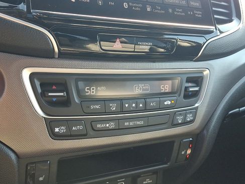Used 2025 Honda Ridgeline RTL image 16